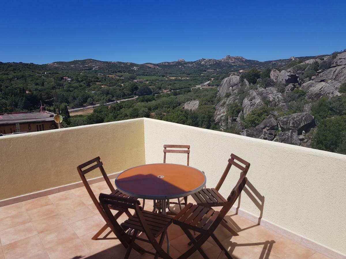 Appartamento Monte Mare Arzachena Exterior foto